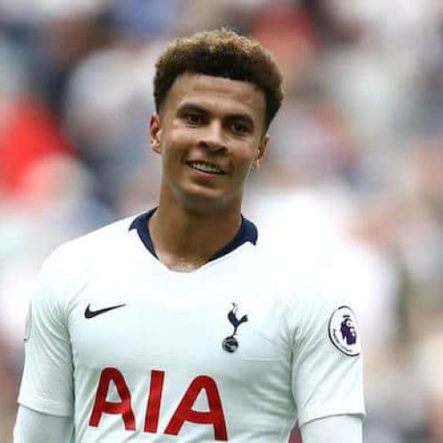 Dele Alli pens Spurs extension