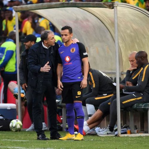 Paez apologises after Solinas snub