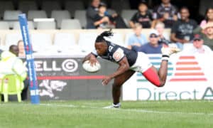 Read more about the article Sharks survive Lions fightback