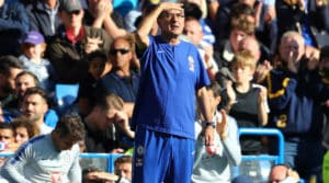 Read more about the article Sarri sorry after touchline bust-up overshadows Chelsea’s late escape