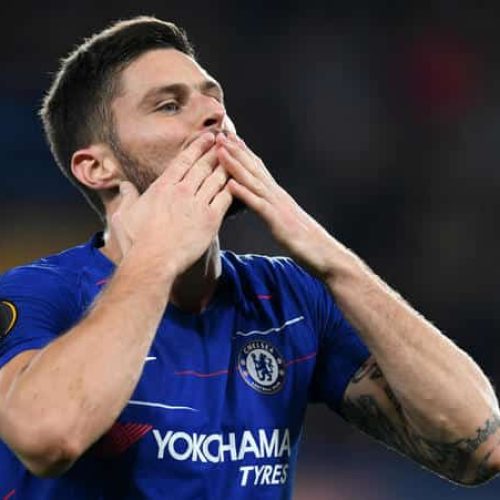 Giroud doubles up as Blues top Group L