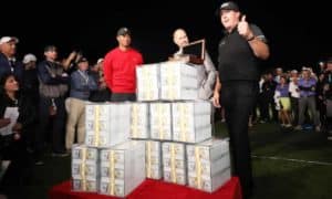 Read more about the article Phil topples Tiger to take the cash