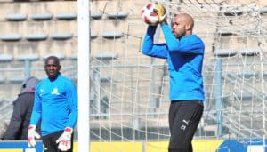 Read more about the article Pieterse labels Onyango as best keeper in PSL