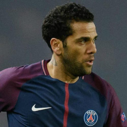 Alves still keen on Premier League move