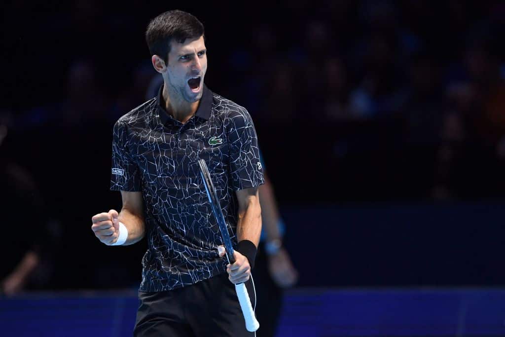 You are currently viewing Djokovic eases into London final