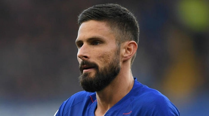 You are currently viewing Giroud sends Chelsea into Europa League knockouts