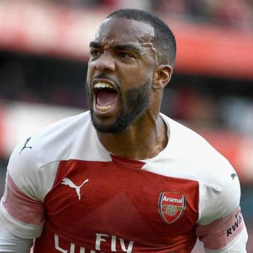 Late Lacazette strike earns Arsenal point against Liverpool