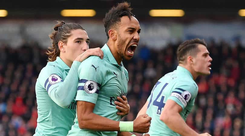 You are currently viewing Aubameyang guides Arsenal to tight win over Bournemouth