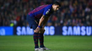 Read more about the article Suarez out for two weeks as Barcelona suffer treble injury blow