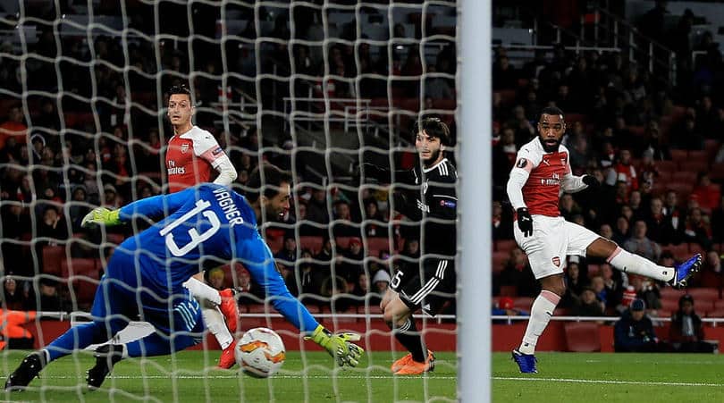 You are currently viewing Lacazette on target as Saka shines