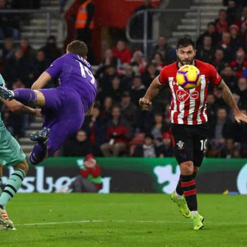 Saints end Arsenal’s unbeaten run