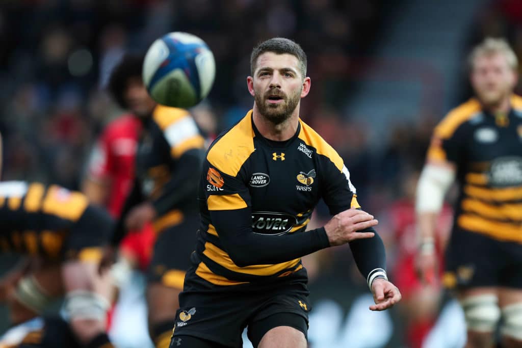 You are currently viewing Le Roux forced to stay with Wasps