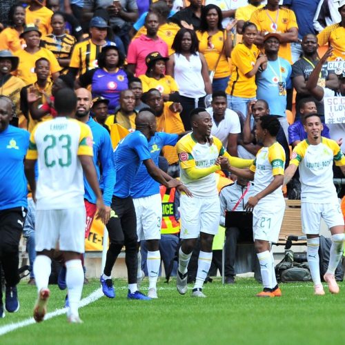 Vries error hands Sundowns victory