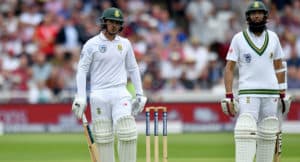 Read more about the article Amla, De Kock take lead past 200