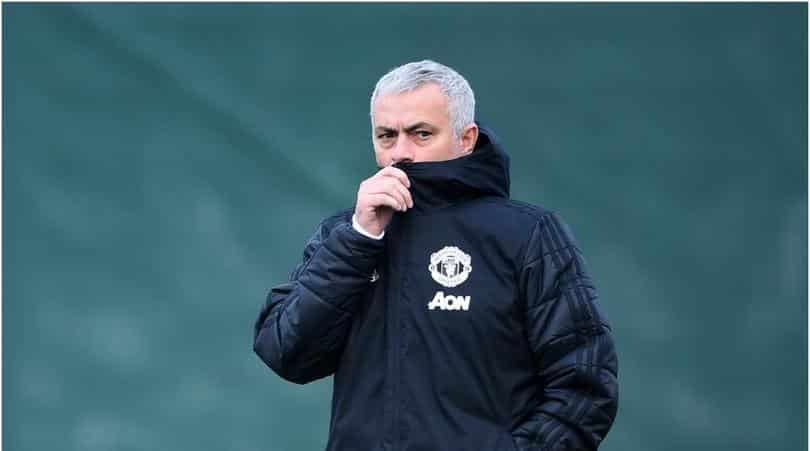 You are currently viewing Mourinho defends United stint