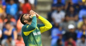 Read more about the article Shamsi starts as Proteas bowl first