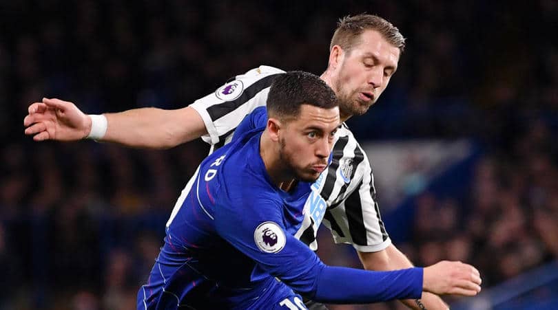 You are currently viewing Sarri: Hazard as a striker helps Chelsea defensively