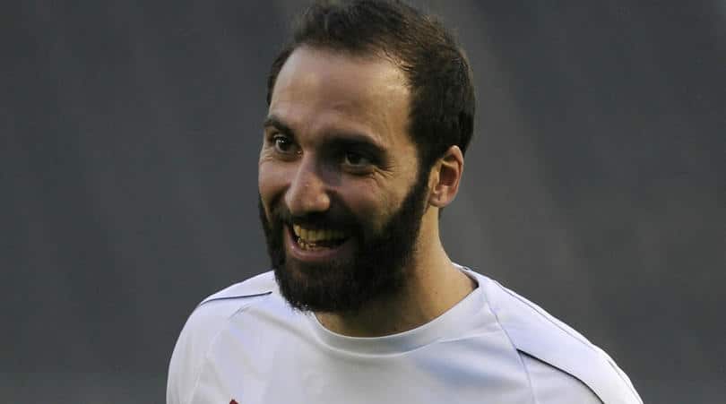 You are currently viewing Donnarumma wishes Higuain luck ahead of Chelsea switch