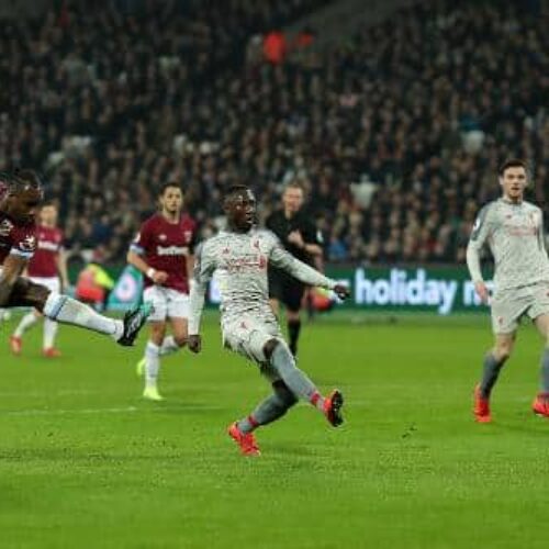 Liverpool drop points at West Ham