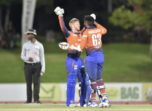 Read more about the article Sensational Verreynne ton sees Cobras home