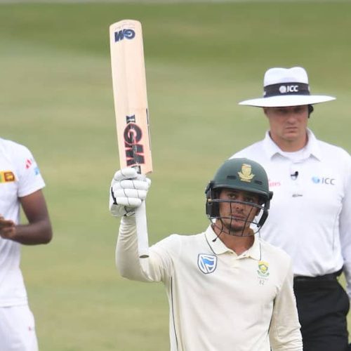 De Kock edges Proteas closer to 200