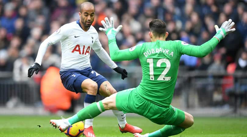 You are currently viewing Dubravka’s late howler hands Spurs victory