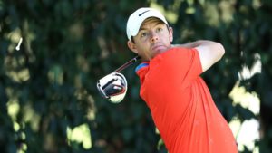 Read more about the article McIlroy leads, Saffas make slow start