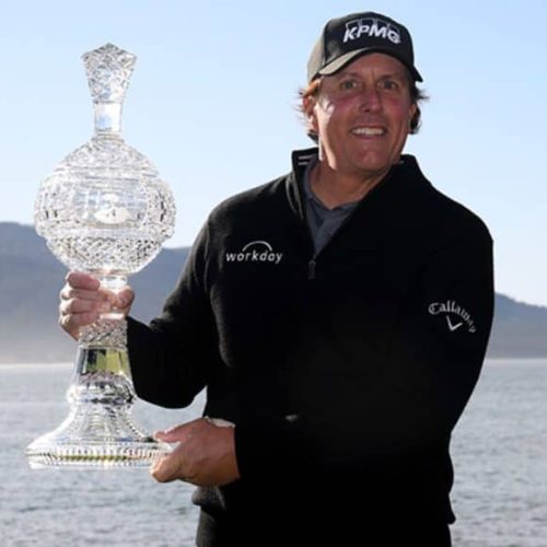 Mickelson breezes home, claims 44th Tour win