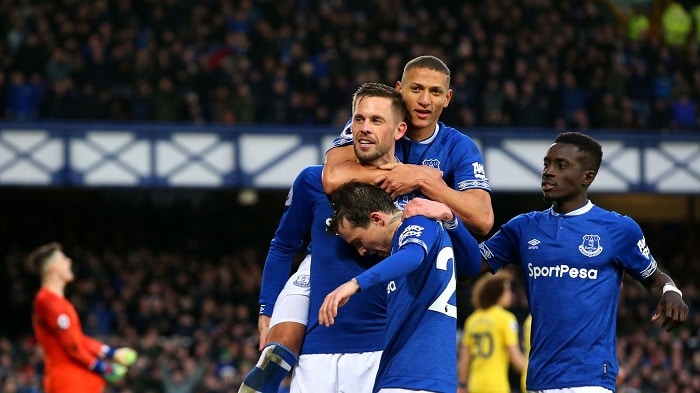 You are currently viewing Richarlison, Sigurdsson fire Everton past Chelsea