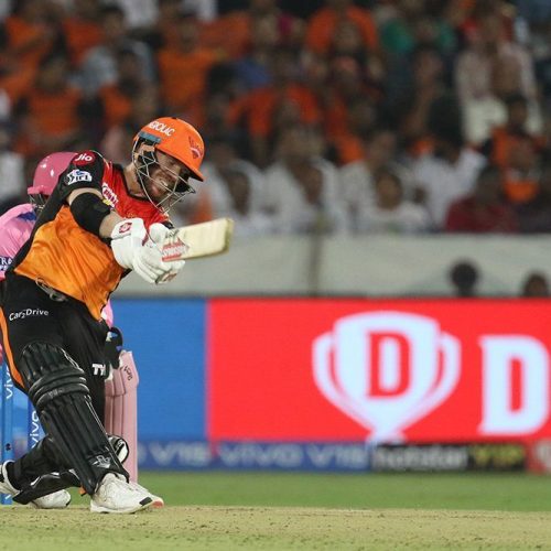 Rampant Warner breaks Royals resistance