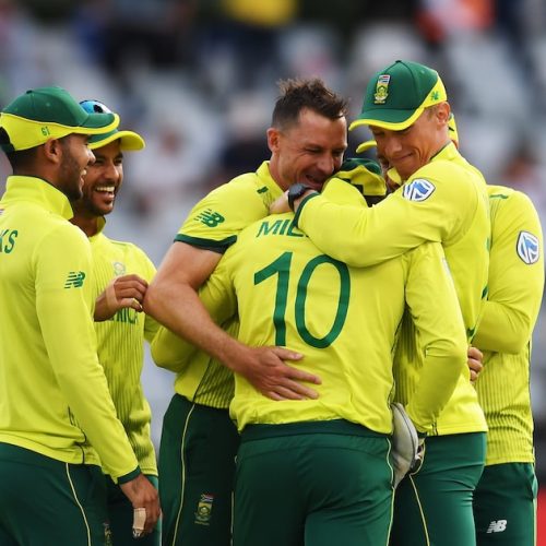 Proteas restrict struggling Sri Lanka