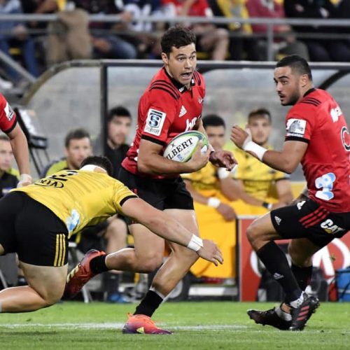 Havili strikes twice to floor Hurricanes