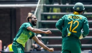 Read more about the article Tahir, Ngidi restrict Sri Lanka