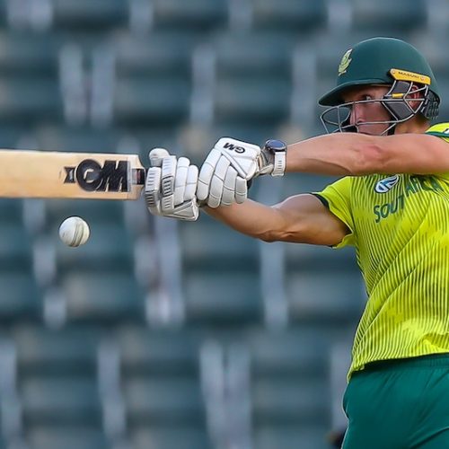 Pretorius shines as Proteas whitewash Sri Lanka