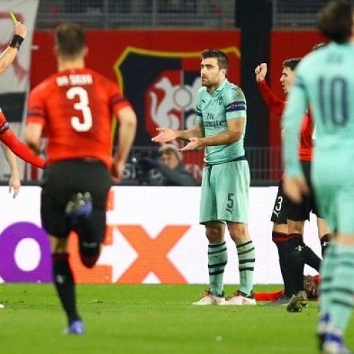 Ten-man Arsenal stunned by Rennes in UEL