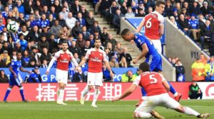 Read more about the article 10-man Arsenal suffer top 4 blow against Leicester