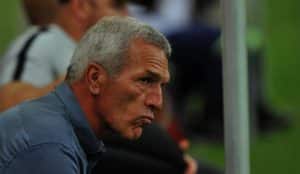 Read more about the article Middendorp hits back at Mokwena’s thuggish comments and diving claims