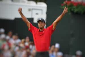 Read more about the article Woods makes history with No 15