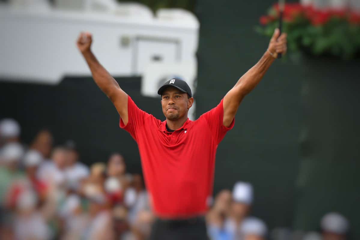 You are currently viewing Woods makes history with No 15