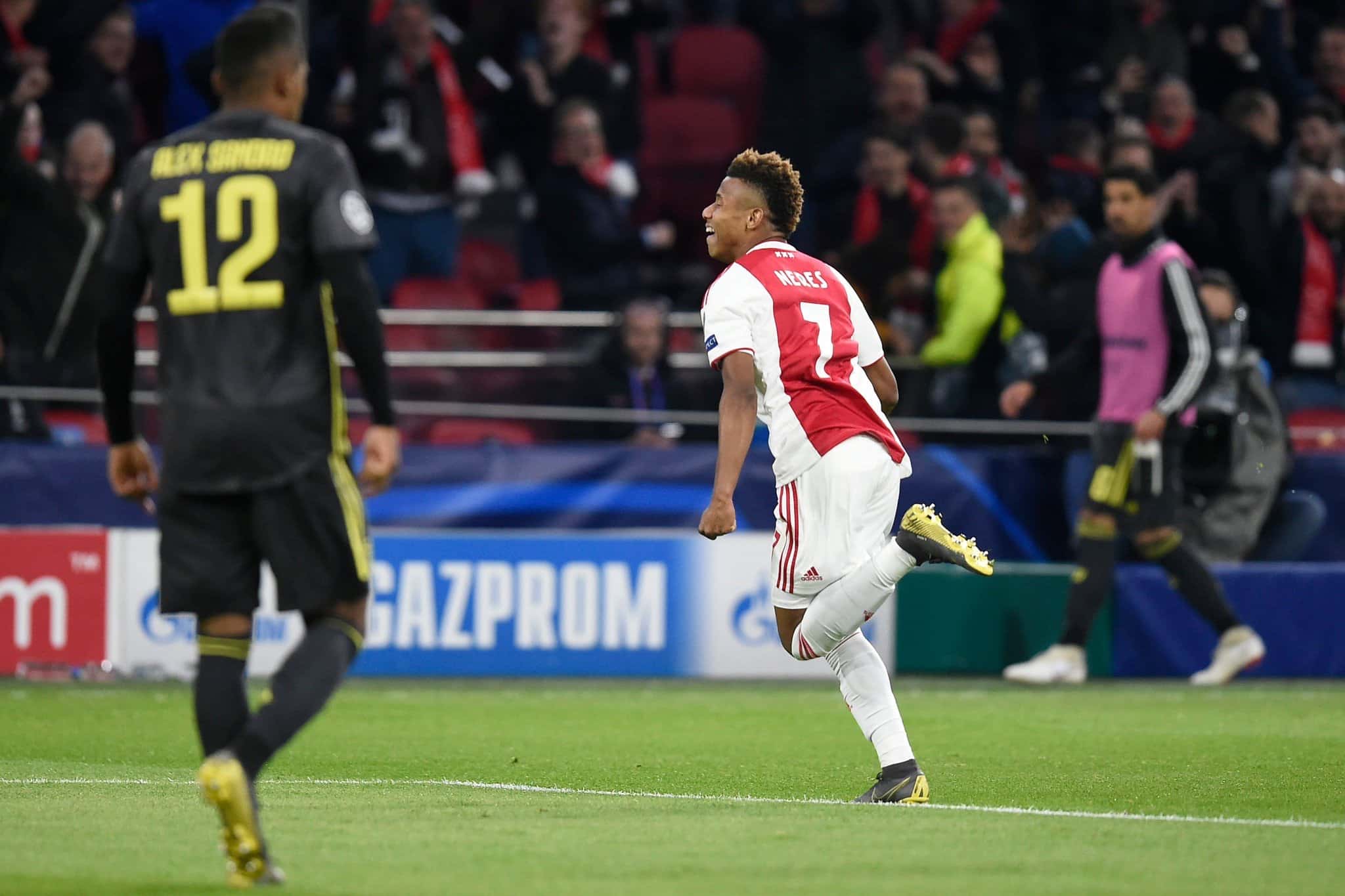 You are currently viewing Juve hold on against dominant Ajax