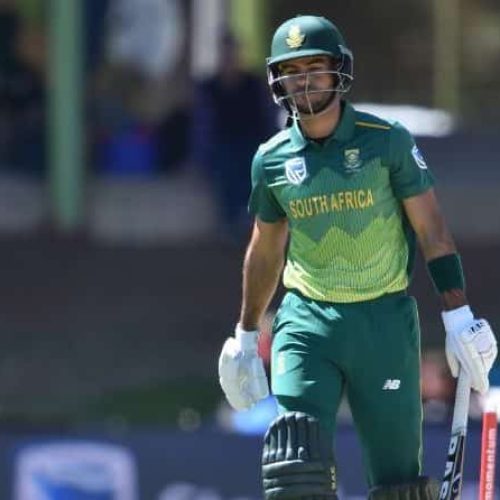 Amla in, Hendricks out