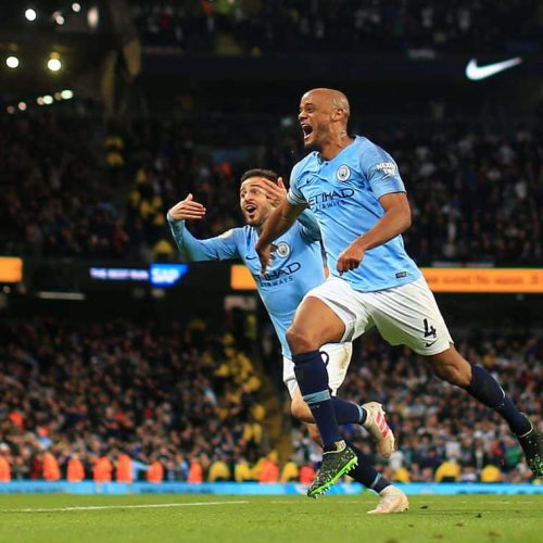 Kompany wonderstrike puts City back on top