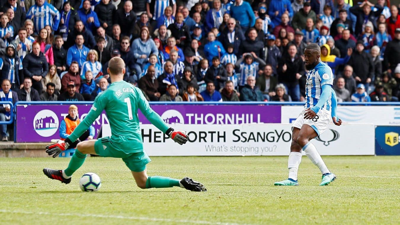 You are currently viewing United’s top-four hopes ended by Huddersfield