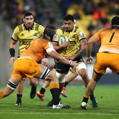 Jaguares stun Hurricanes