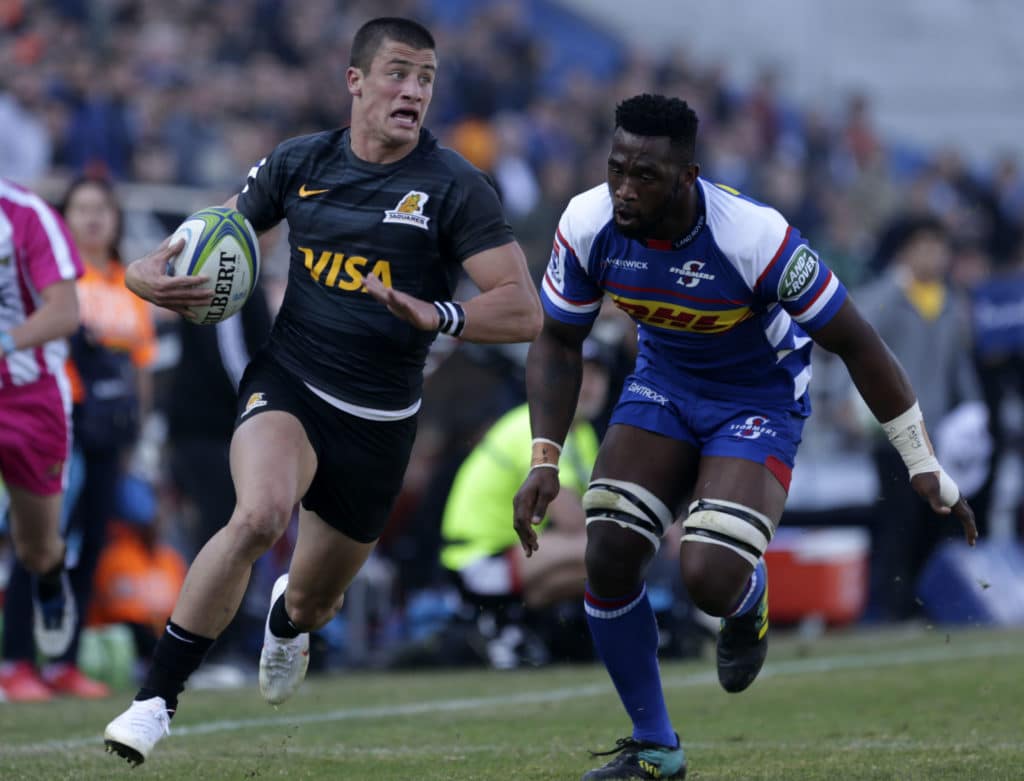 You are currently viewing Jaguares have inside track for title