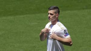 Read more about the article Jovic ‘the happiest kid in the world’ after Real move