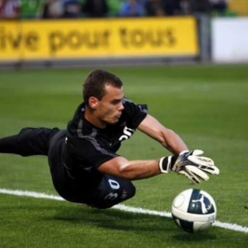 Pirates sign French goalkeeper Joris Delle