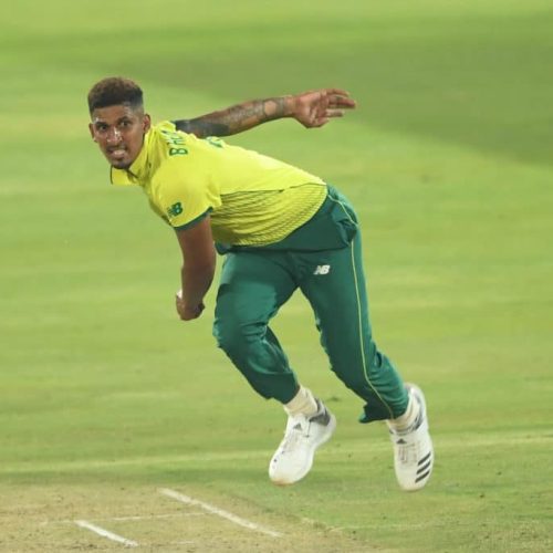 Markram, Hendricks in as Proteas bat first