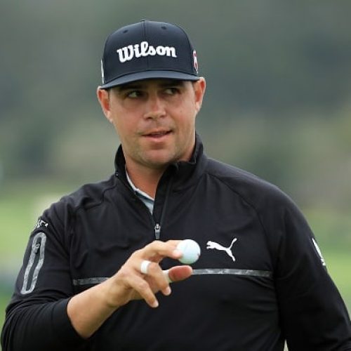 Woodland leads as Louis lurks at US Open