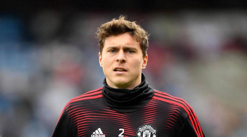 You are currently viewing Manchester United defender rubbishes exit talk